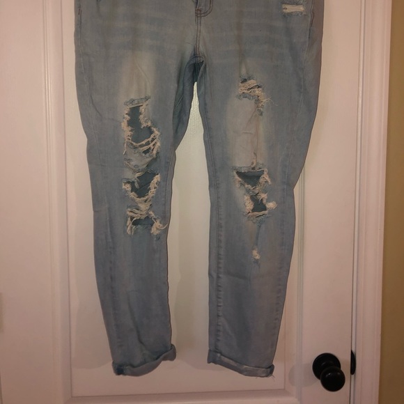 Jeans - Picture 2 of 4